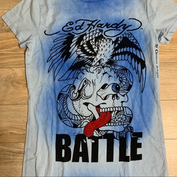 Blue Ed hardy T Shirt - Picture 2 of 4